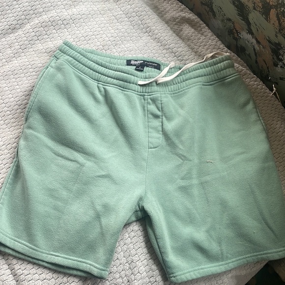 green brooklyn cloth shorts - Picture 3 of 4